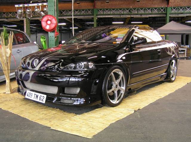 salon maubeuge 2006
