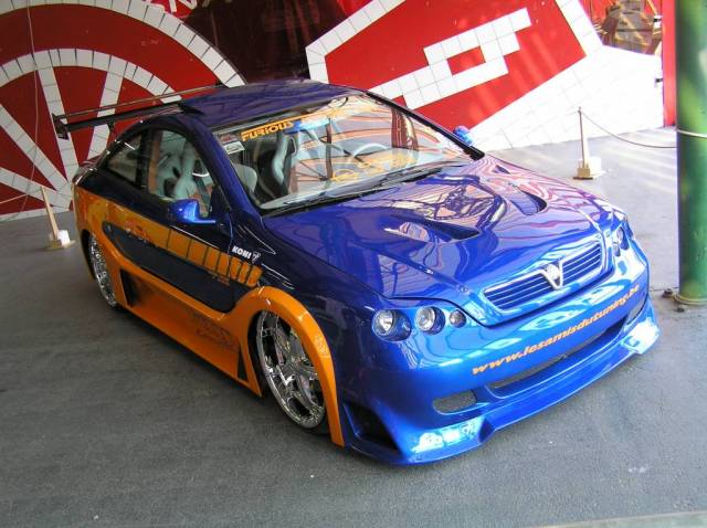salon maubeuge 2006
