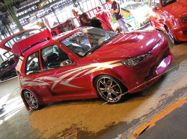 salon maubeuge 2006
