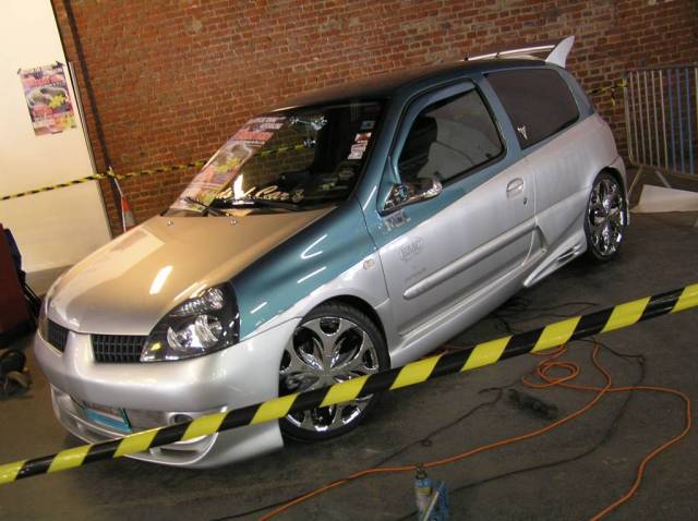 salon maubeuge 2006
