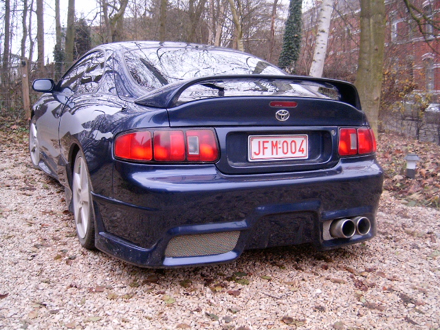 Ma celica
Vue arriÃ¨re de ma voiture
