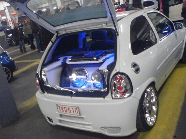 corsa vs corsa1
