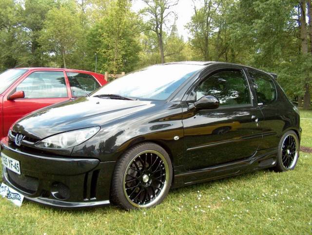 meeting tuning a Villemandeur du mogwai tuning club
