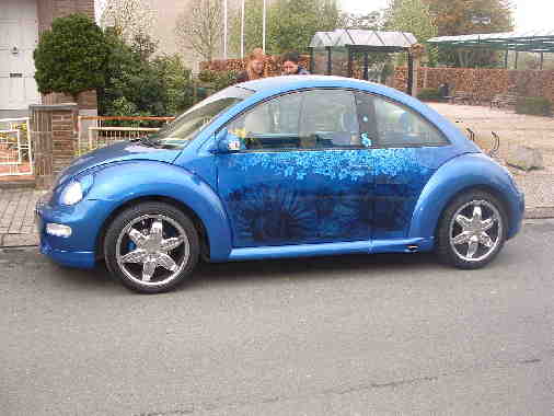 airbrush painted by Didier Delrue 3D custom painting

http://sunflower05.skyblog.com
Mots-clés: airbrush beetle Didier 3d custom painting aÃ©rographe special painting