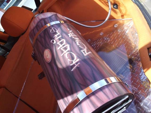 Kit NOS ^^
10 et 11 juins au 10eme meeting tuning du Sud-ouest--->Photo perso ;)
