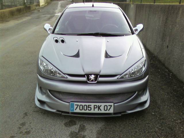 Voici quelques Photos de ma ptite 206
