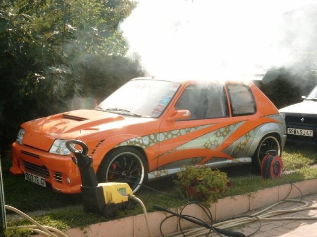 au feu les pompiers.. non c'est le fumigene !!!
