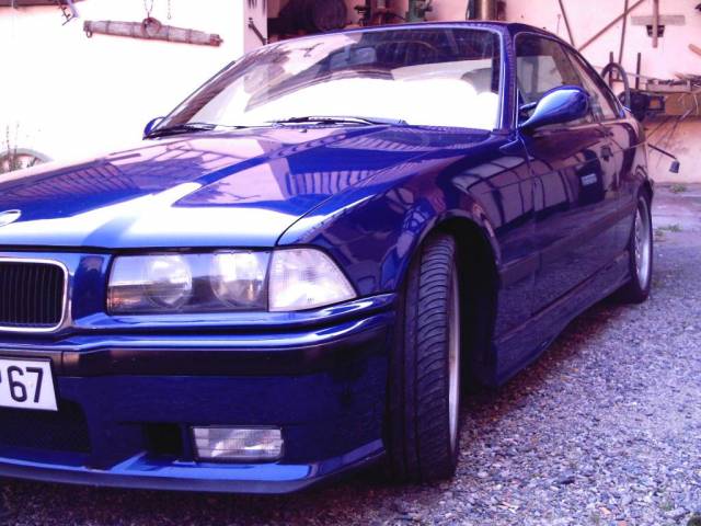 E36 M3
E36 M3 de 128cv, base pour projet M3 large
Mots-clés: BMW E36 M3