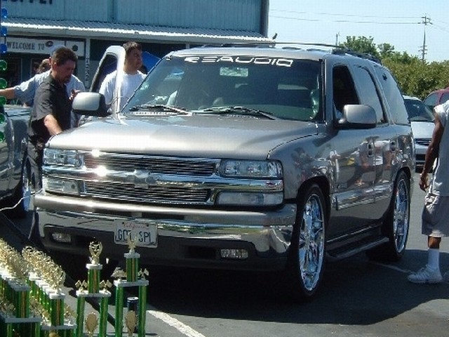 Steve Meade - Chevrolet Tahoe 2001
Mots-clés: SPL Flex